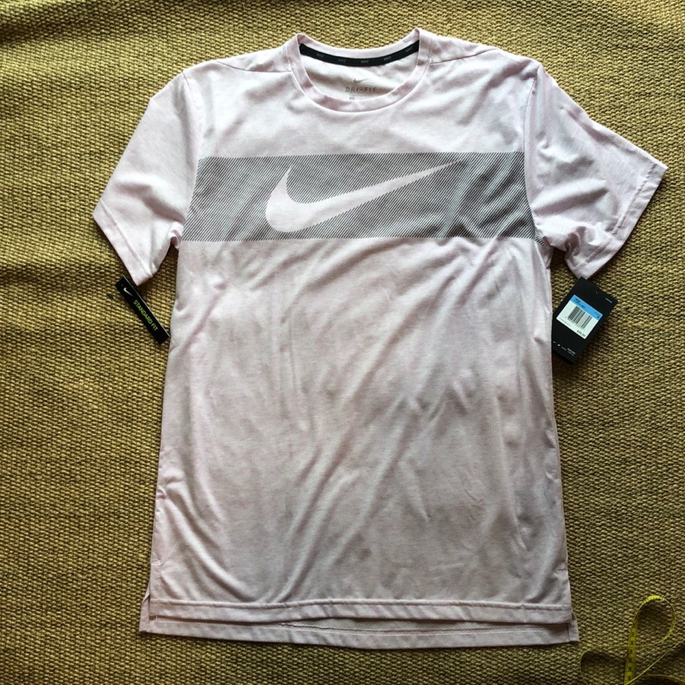 COPY - Nike Dri Fit Mens Breathe training top sz M